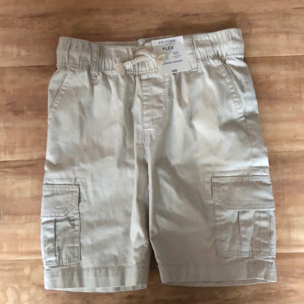 NWT Arizona Jean Co. Flex Cargo Short